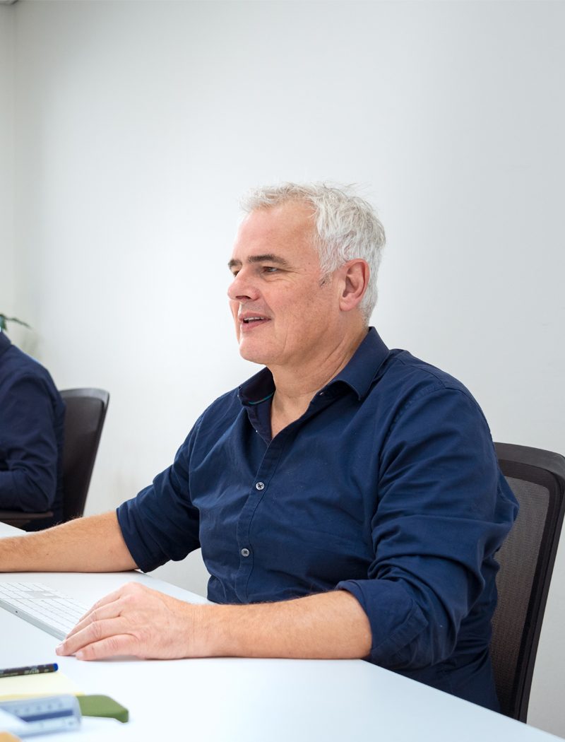 _LEX8514_over_ons_Maarten-Overtoom_1(800x1050)