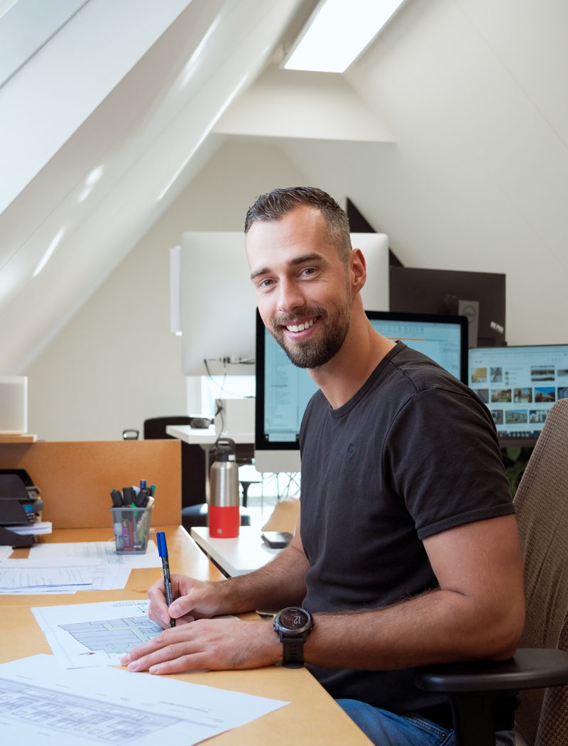 _LEX8825_over_ons_Laurens-Bijhouwer_1(800x1050)